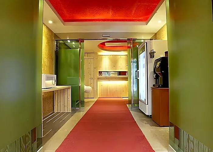 Eco Hotel 2*