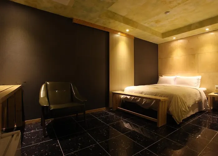 Hotel Eco 2*