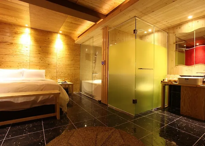 Hotel Eco 2*